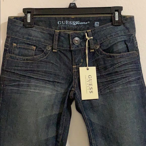 Guess Jeans - Picture 2 of 4